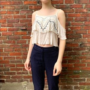 Lettuce edge off the shoulder crop tank top